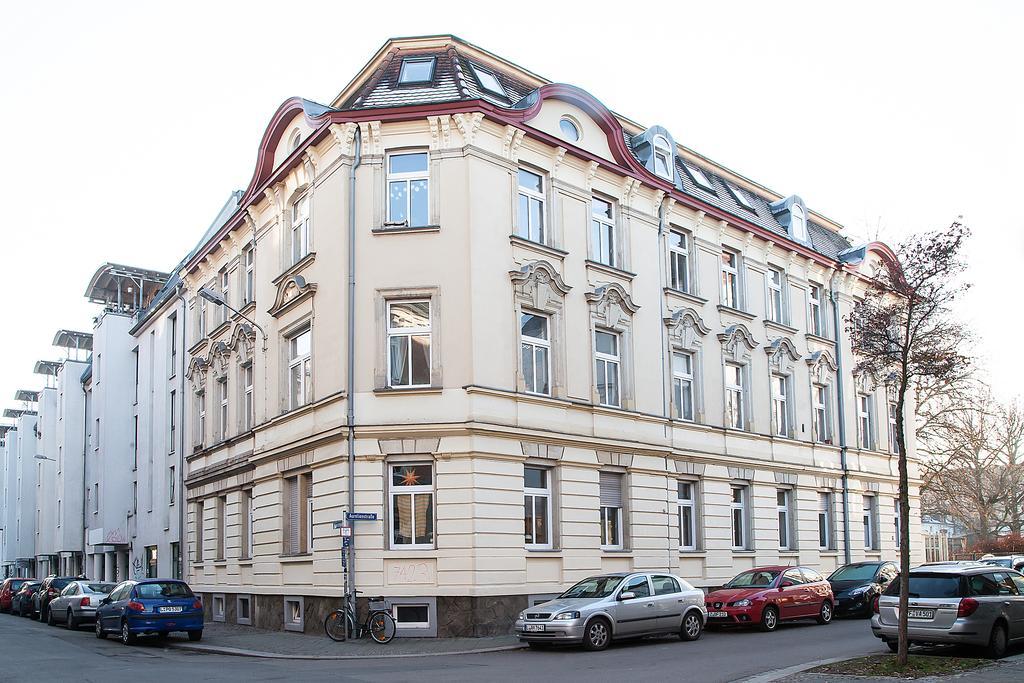 Suzy Apartment